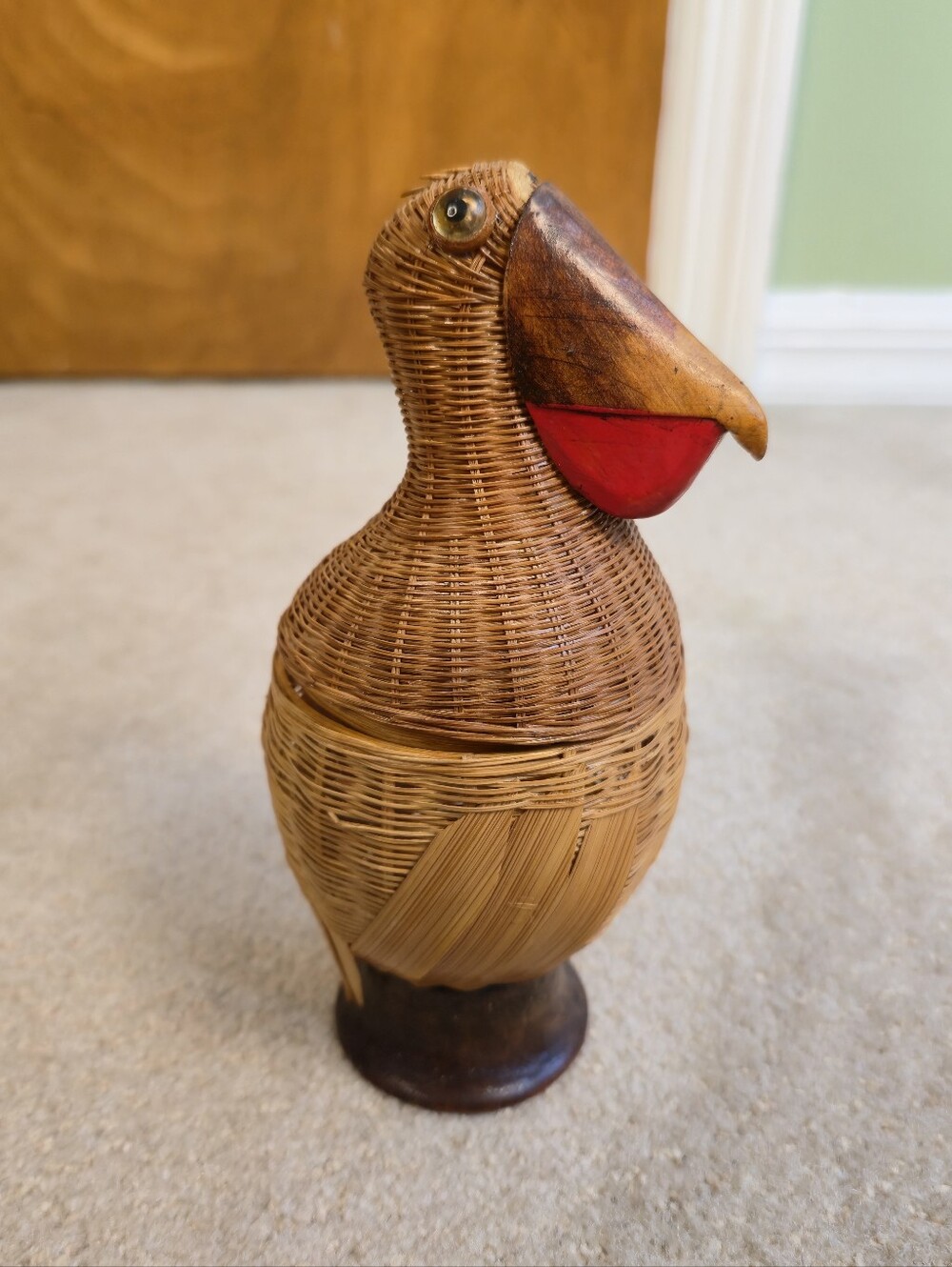 Shanghai Handicrafts Woven Rattan Bamboo Wicker Goose / Runner Pelican Basket